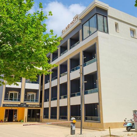 Laid Hotel Vlorë Екстериор снимка