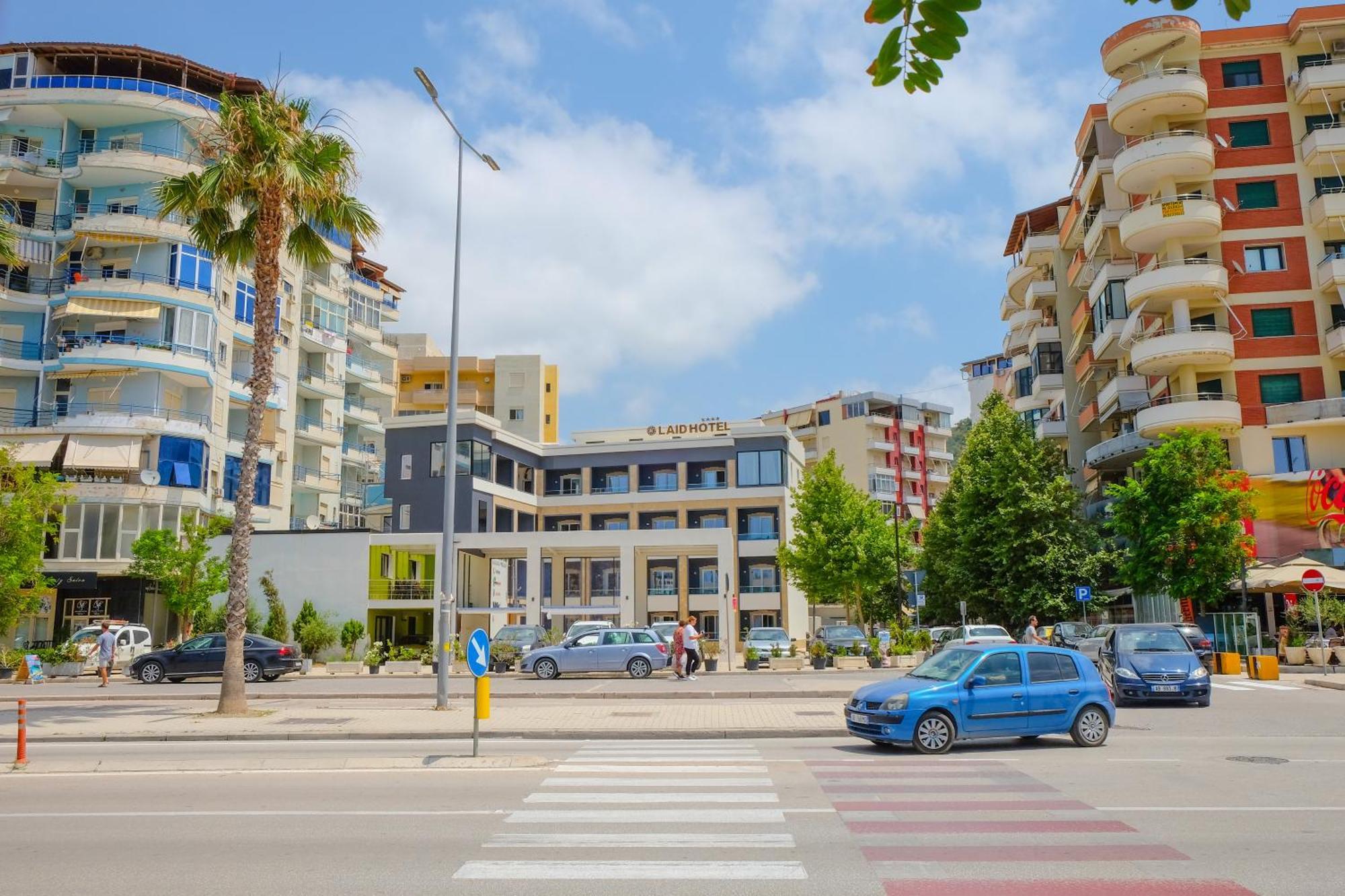 Laid Hotel Vlorë Екстериор снимка