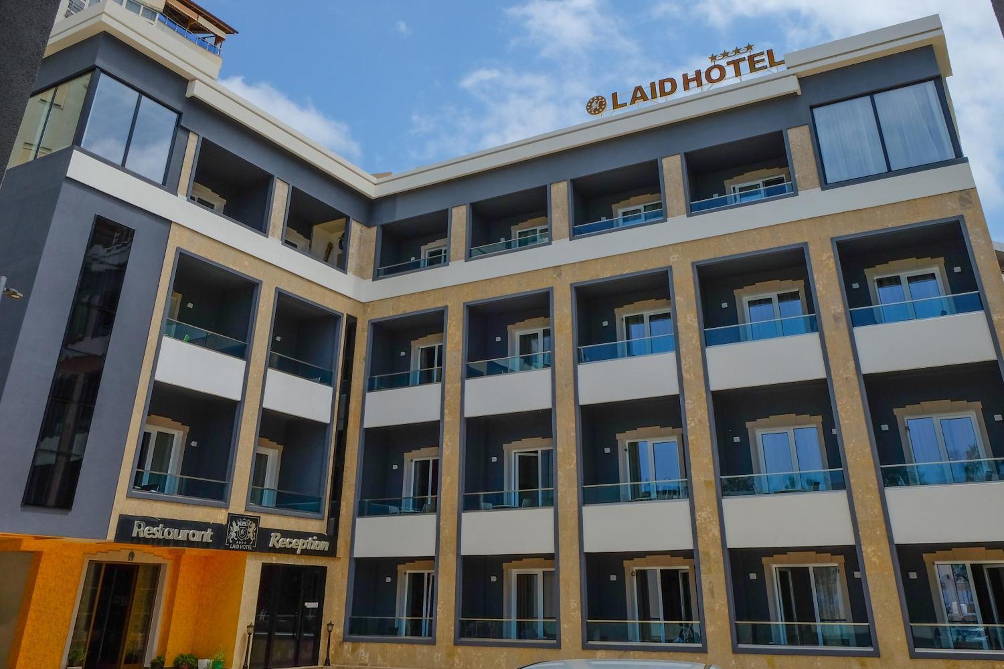 Laid Hotel Vlorë Екстериор снимка