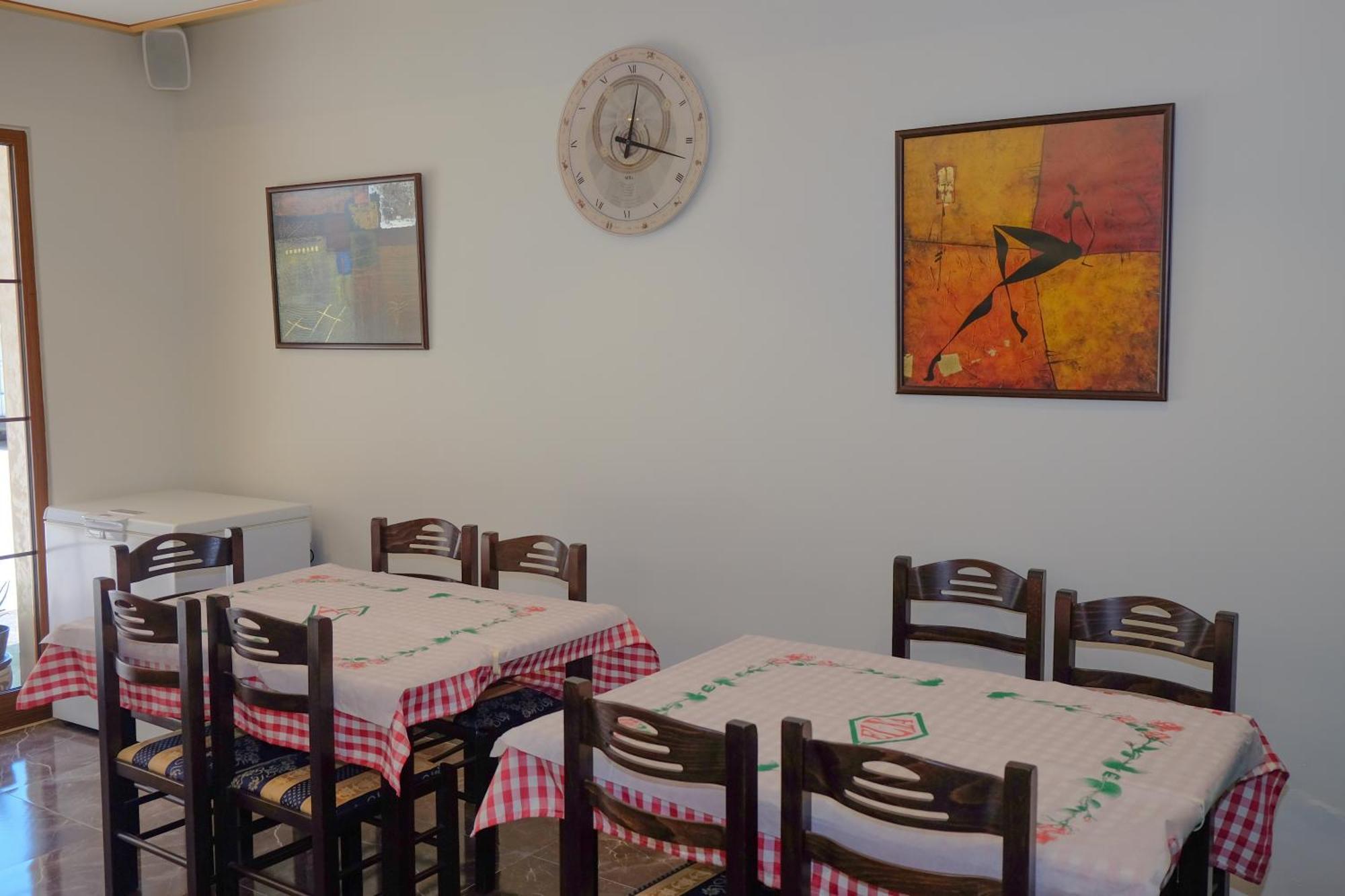 Laid Hotel Vlorë Екстериор снимка