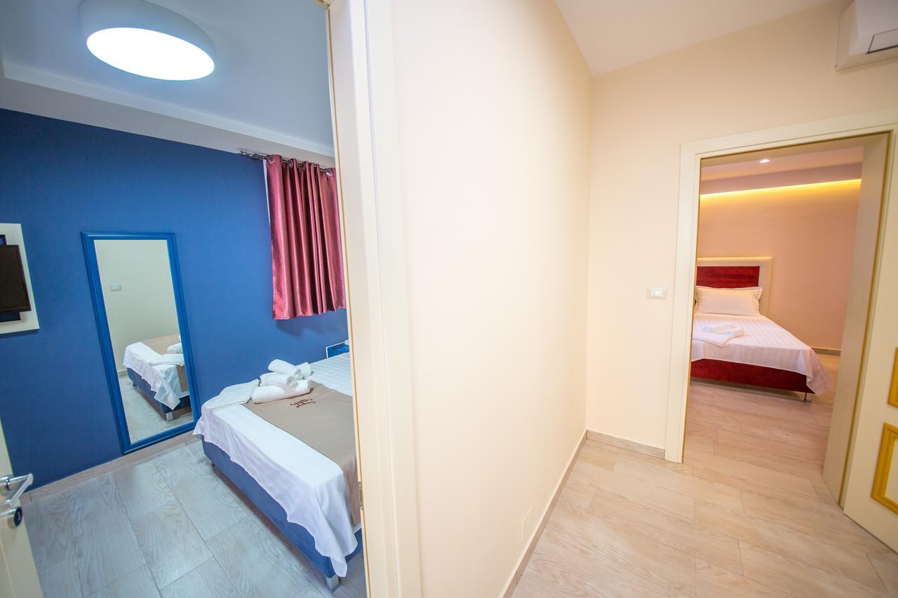 Laid Hotel Vlorë Екстериор снимка