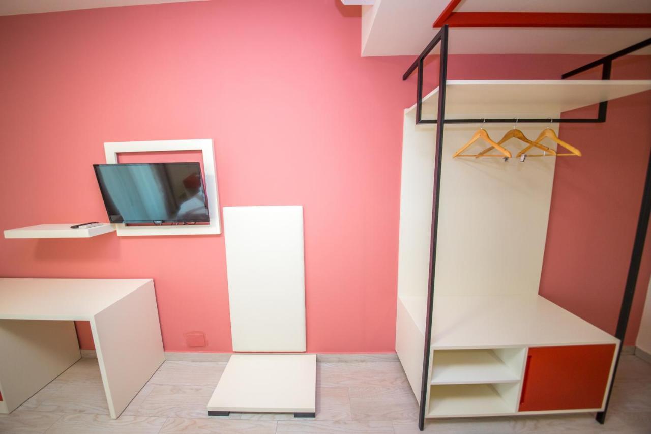 Laid Hotel Vlorë Екстериор снимка